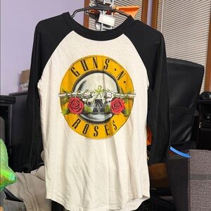 Guns N' Roses Baseball Tee - Black & White with Yellow Logo